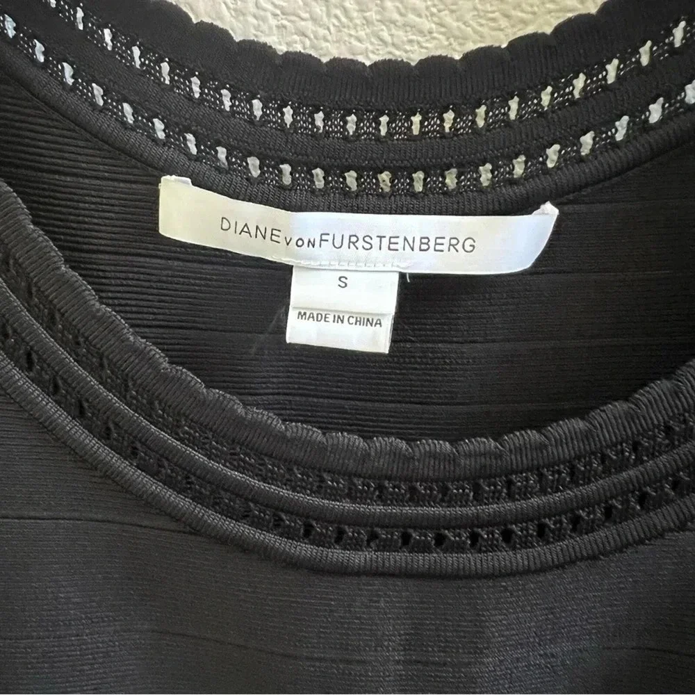 Diane von Furstenberg DVF Black Ribbed Knit Pointelle Fit and Flare Dress Small‎